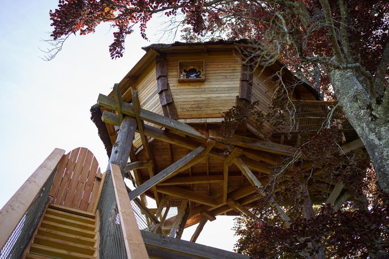 Cabane Perchee Dans Les Arbres Saint-Hilaire-en-Morvan Экстерьер фото